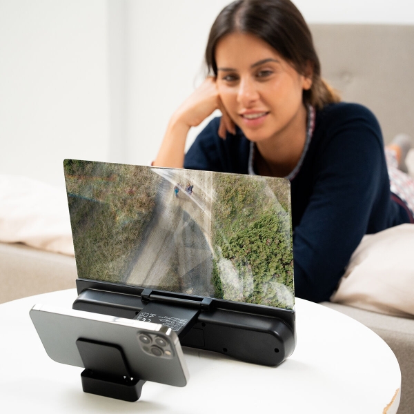 hangszoroval-ellatott-ujratoeltheto-kepernyonagyito-mobiltelefonokhoz-screenier-innovagoods_969430